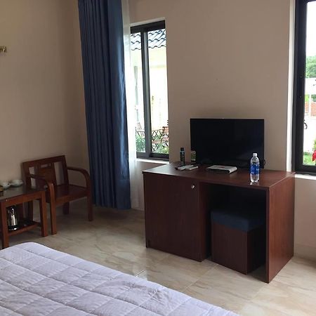 Alo Ha Binh Tien Hotel Thon Binh Hung Eksteriør billede